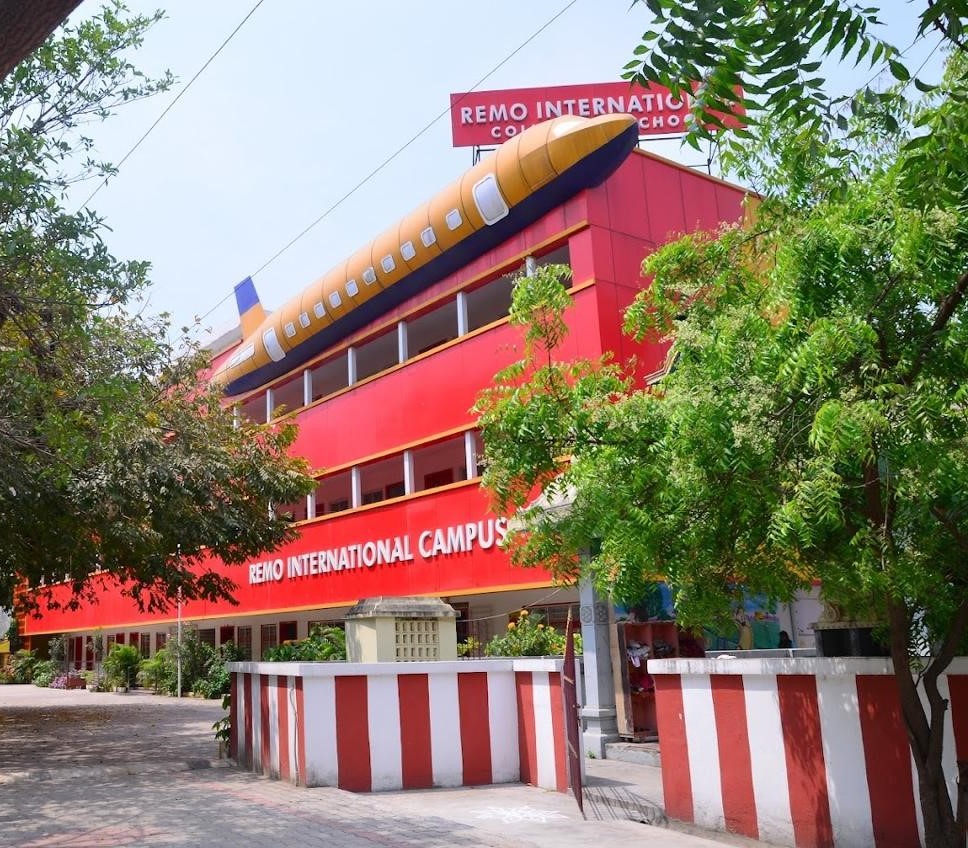 REMO International College